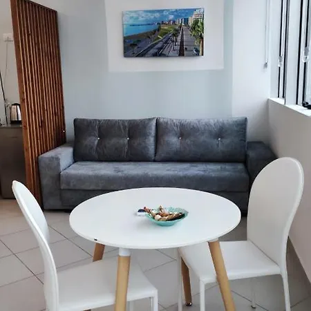 B&B Valona Albania Kamaxworld *